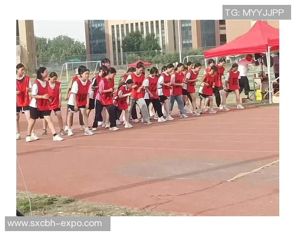 中考体育篮球技巧全面解析助你轻松应对考试提升综合素质与竞技水平 中考体育篮球技巧全面解析助你轻松应对考试提升综合素质与竞技水平
